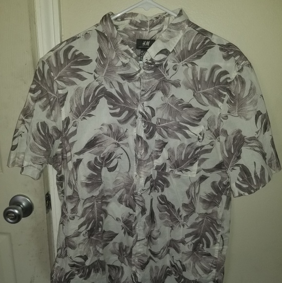 H&M Other - Mens collard shirt